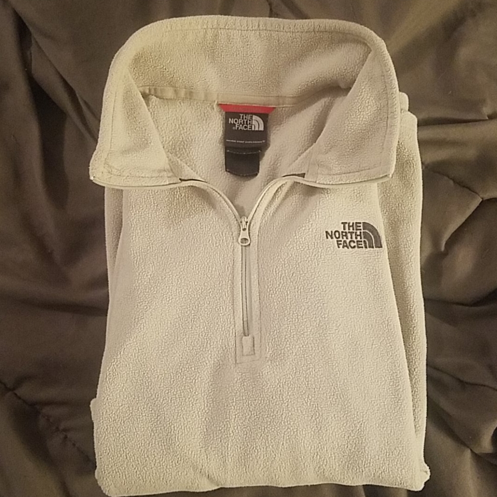 North Face off-white fleece pullover